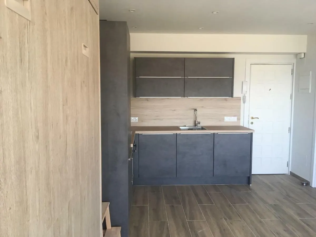 Espectaculares vistas desde estudio en Las Chapas Apartamento Marbella España